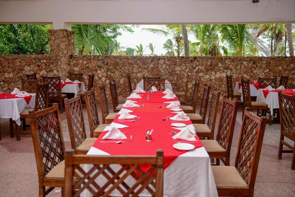 Mombasa Beach Hotel Restaurant photo